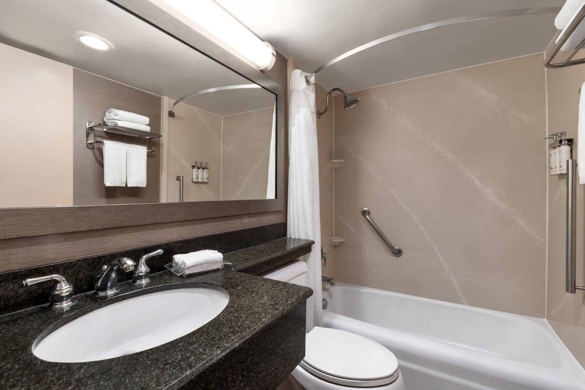 Holiday Inn Gaithersburg By Ihg Ngoại thất bức ảnh