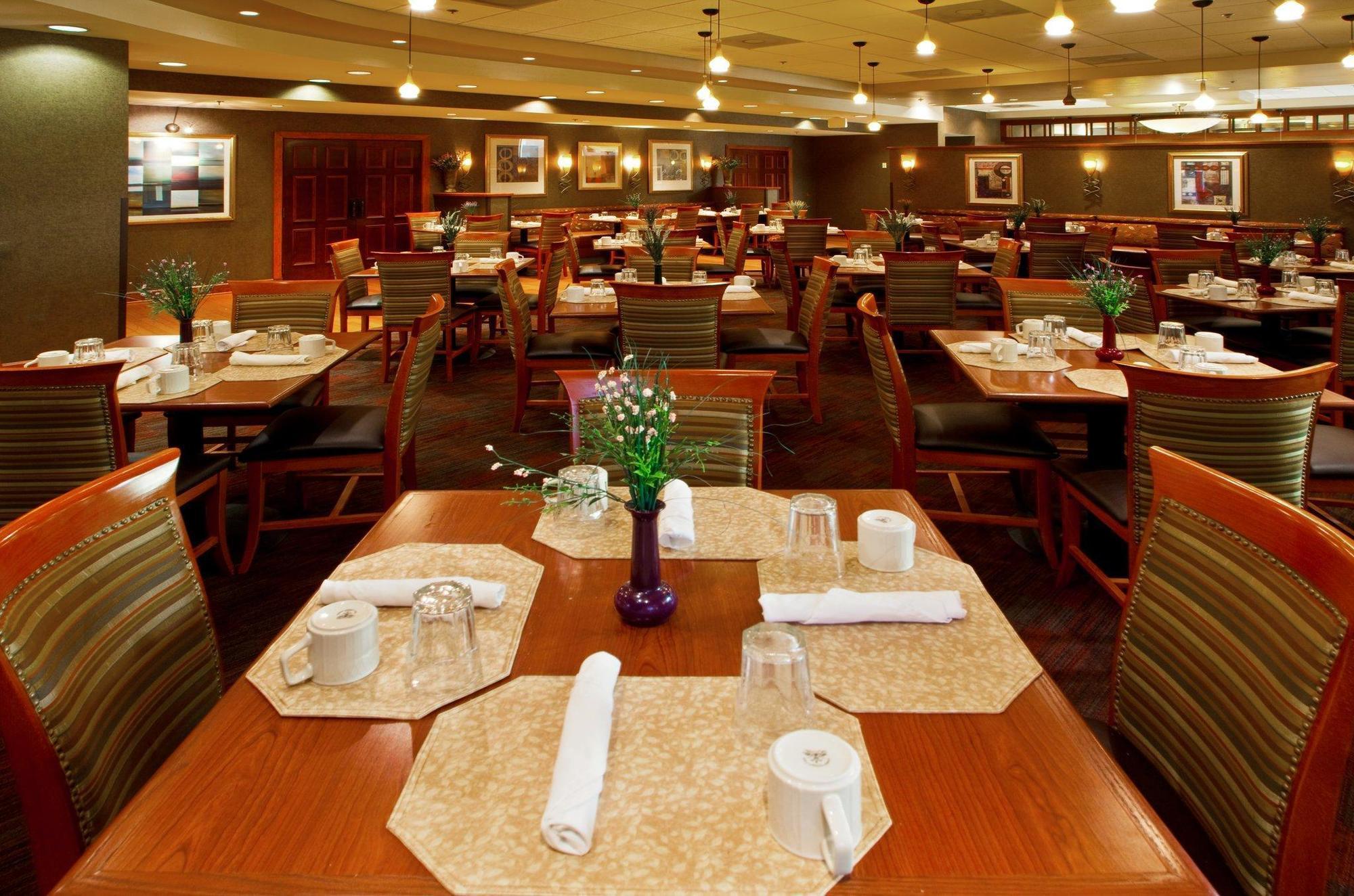 Holiday Inn Gaithersburg By Ihg Ngoại thất bức ảnh